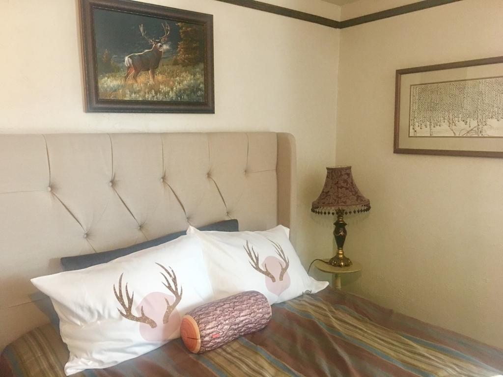 Park Hotel Yellowstone Suites Gardiner Esterno foto